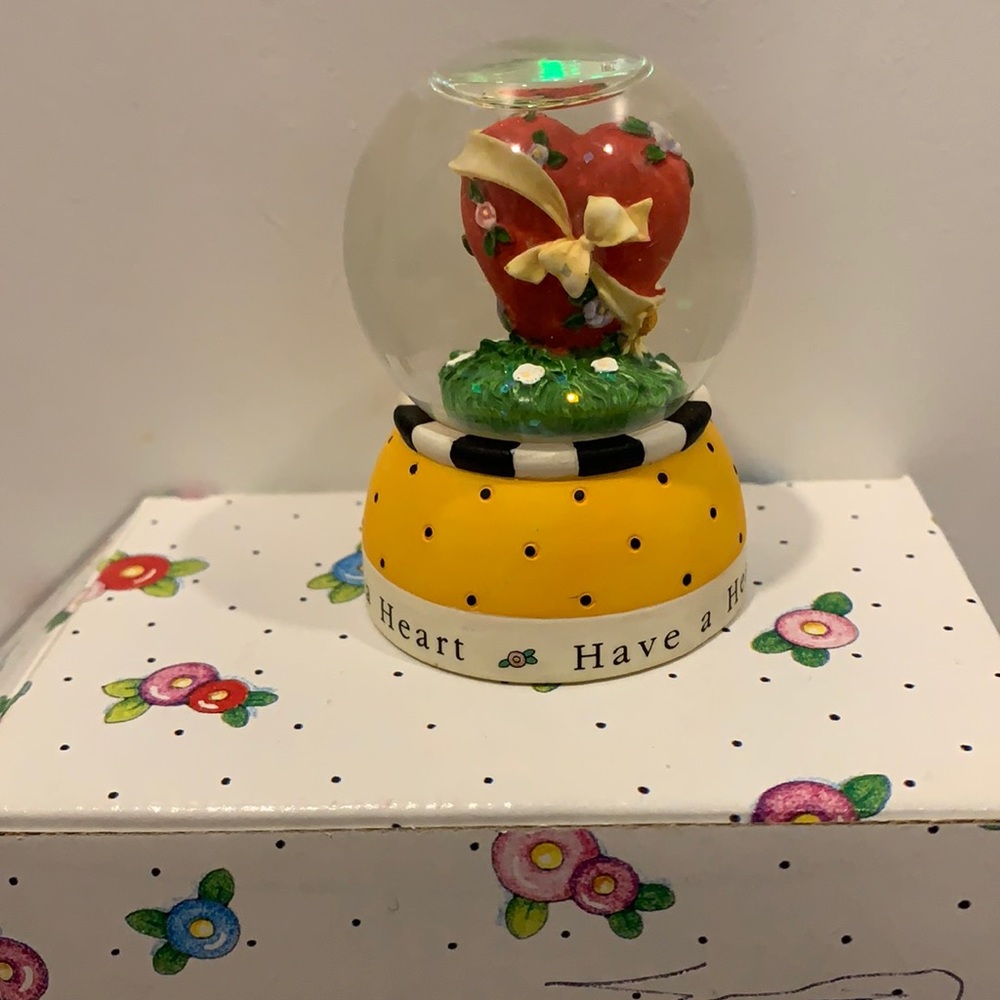 Mary Engelbreit “Have a Heart” Snowglobe